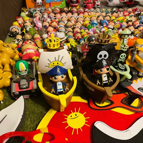 HUGE Ryan’s World Toy Review Toy Bundle - Picture 7 of 9
